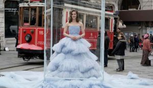 Camdaki Kız’ın yayın tarihi belli oldu! Burcu Biricik’in dizisi Camdaki Kız’ın konusu nedir? Camdaki Kız’ın yayın tarihi belli oldu! Burcu Biricik’in dizisi Camdaki Kız’ın konusu nedir?