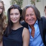 Emlak kralı Mohammed Hadid’ten sonra model kızları Bella ve Gigi’de geliyor’